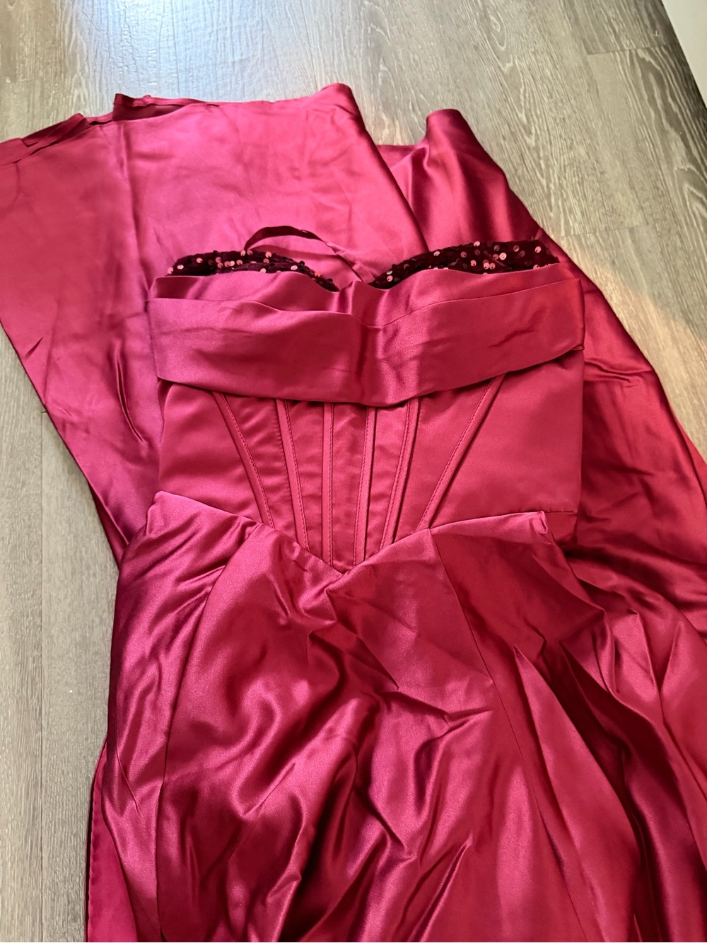 Red/Burgundy Gown Dress Size 6 - Picture 3 of 4
